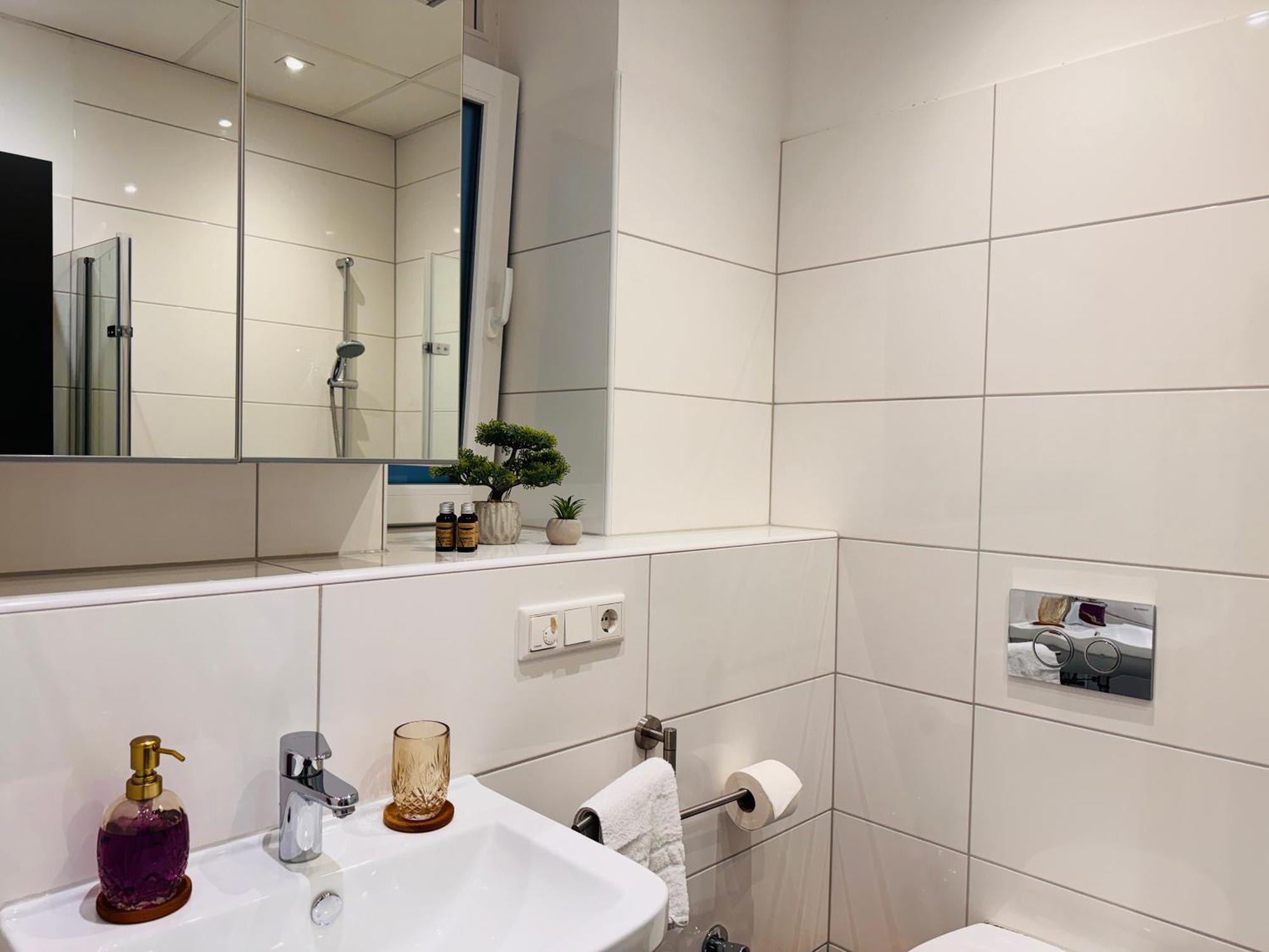 Klassen Stay - Designer Altbau Apartment Mit 2 Zimmer - Naehe Zentrum Und Rhein Кобленц Екстериор снимка